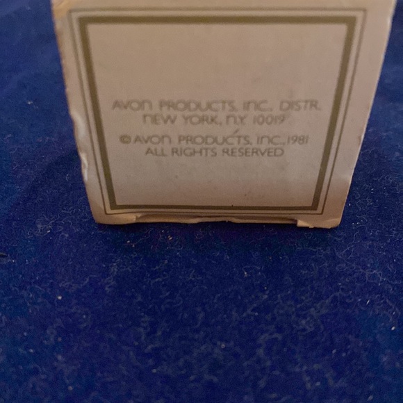 AVON FASHION JEWELRY VINTAGE CLASSIC ACCENT MOTIF GOLDTONE - Picture 5 of 5